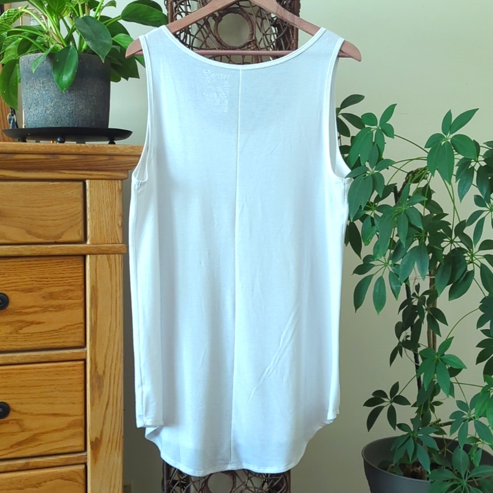 Tunic - Picture 3 of 3